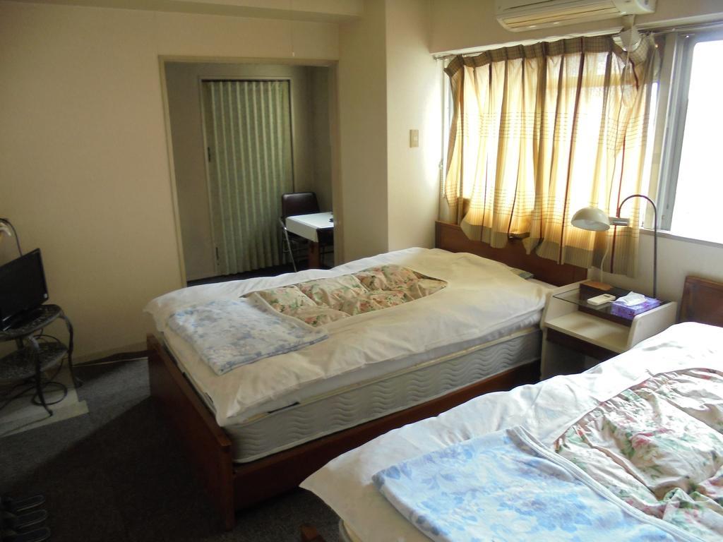 Yoshino Ryokan Осака Екстер'єр фото