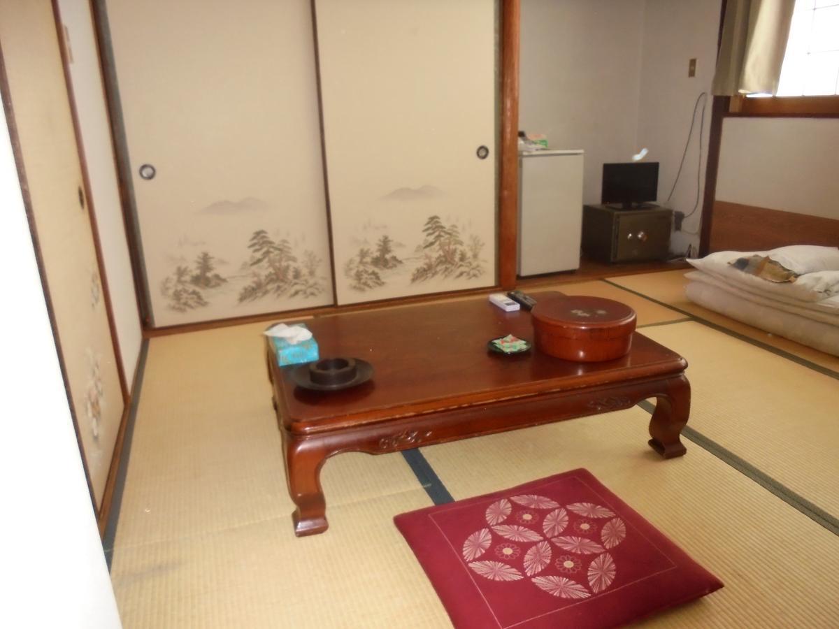 Yoshino Ryokan Осака Екстер'єр фото